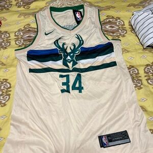 Gianis jersey